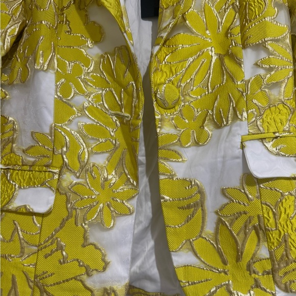 Fashion Nova Poppy Embroidered Yellow Blazer NWT - Picture 10 of 11
